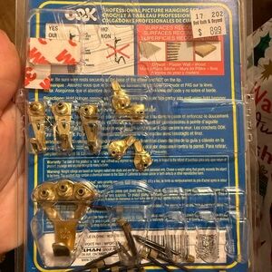 Adidas Gold Professional Picture Hanging Kit